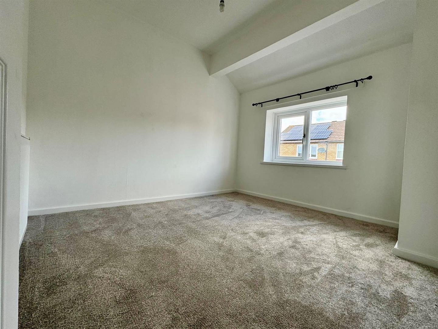 Robins Hill, Brackla, Bridgend County Borough, CF31 2PJ